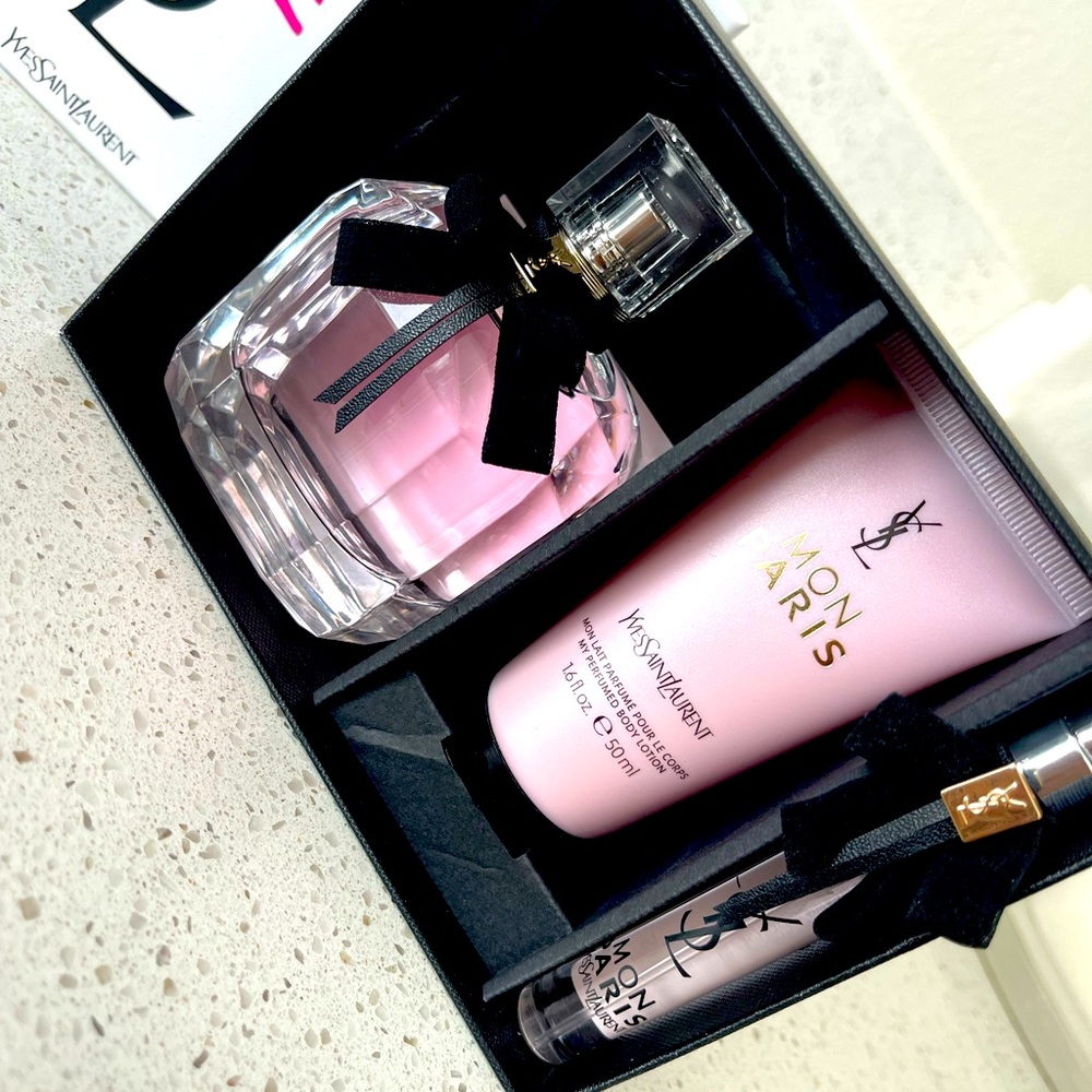 YSL Yves Saint Laurent Perfume MON PARIS EAU DE PARFUM gift set